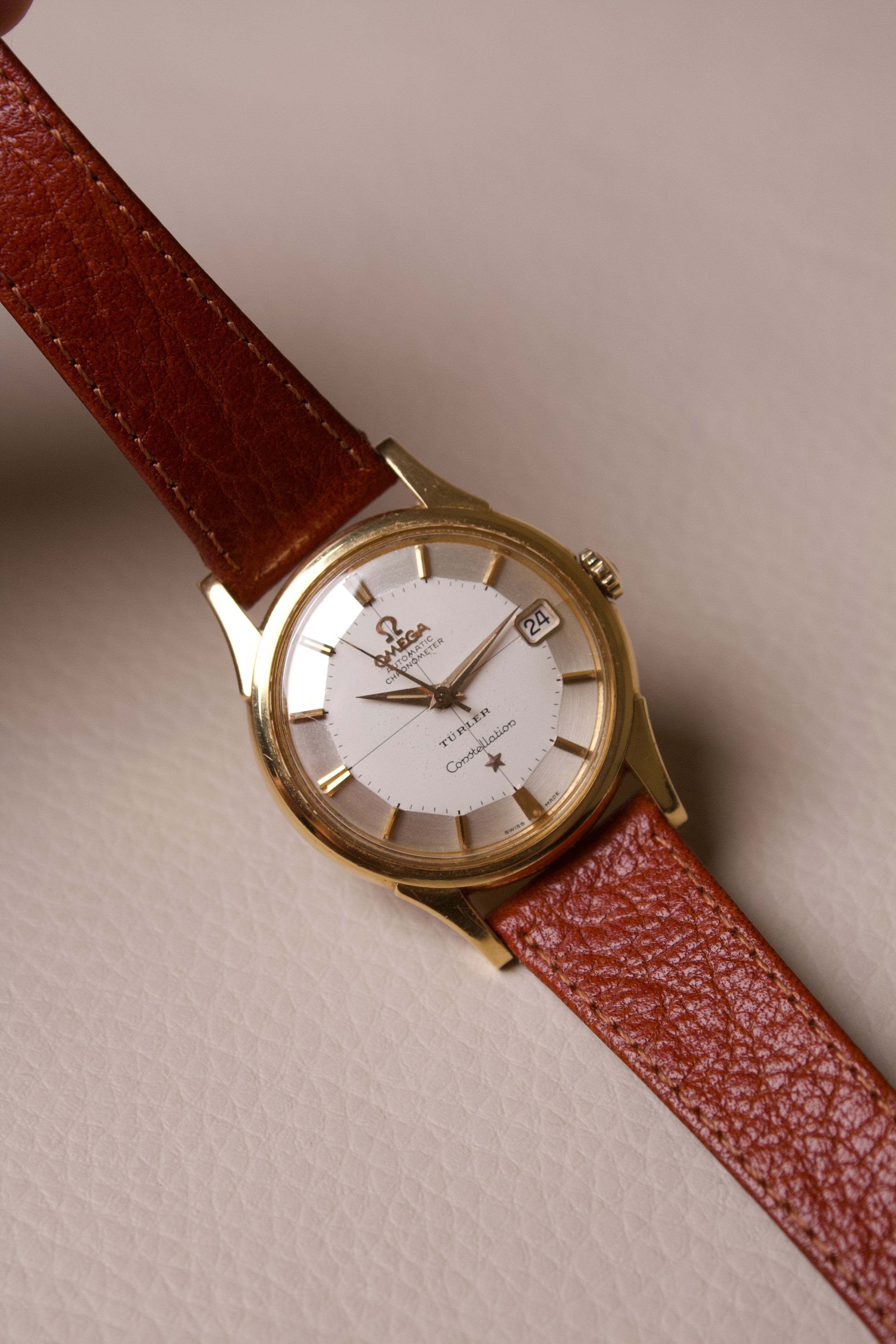 Omega Constellation Pie Pan Turler Ref. 14393