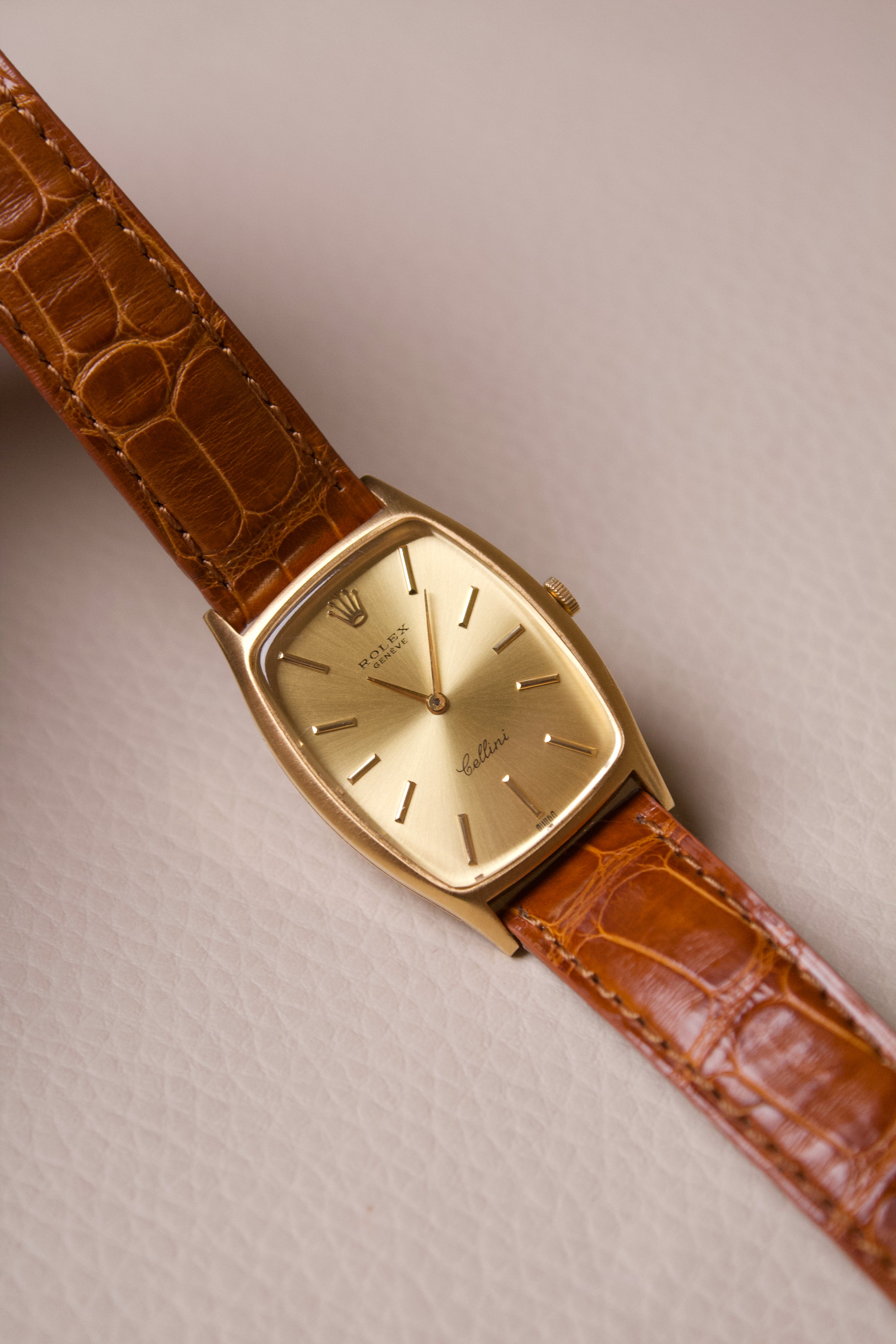 Rolex Cellini Tonneau Large Model 18K 3807
